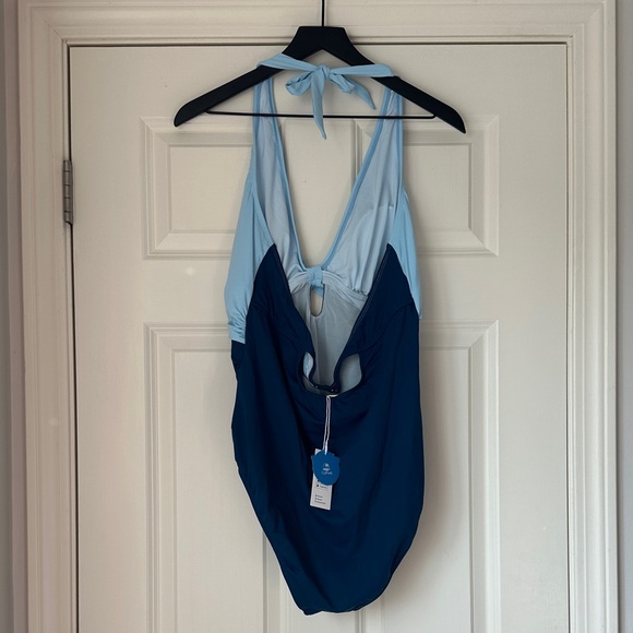 NWT Cupshe Light Blue and Navy One Piece Swimsuit - Picture 5 of 7